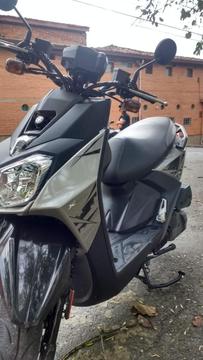 vendo yamaha bws FI con solo 3.100 km esta como nueva