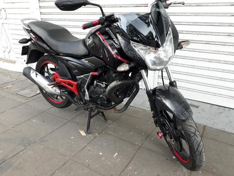 Discover 150 Modelo 2016 Hermosa Ganga