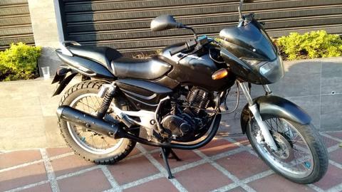 Pulsar 180 2004