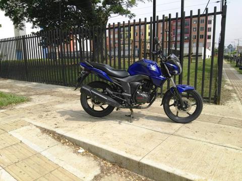 Vendo o Permuto Honda Invicta Mod 2016 Al Dia