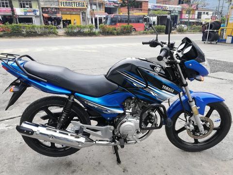 Vendo Moto Modelo 2015