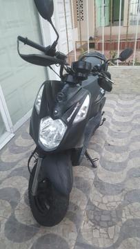 Como Nueva Akt Dinamic R 125 Mod 2016