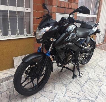 MOTO PULSAR NS 150 2018