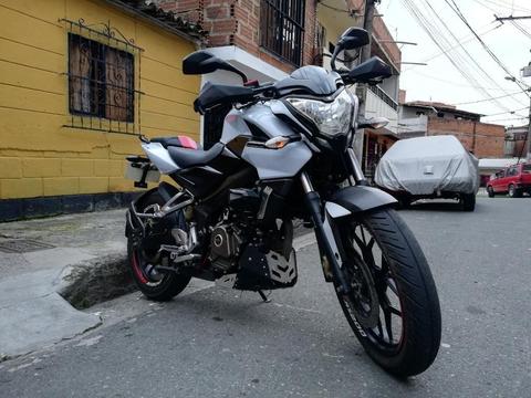 Vendo Hermosa Ns 200 Pro