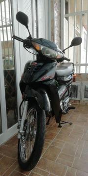 Moto marca kymco activ CC110 unica dueña