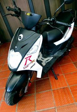 Scooter Akt Dinámic R 125 2015