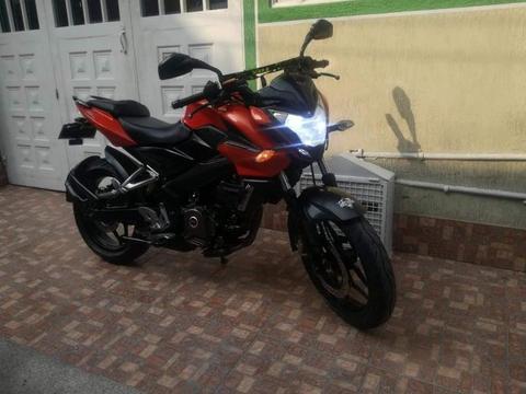 PULSAR NS200 _ 2015