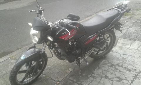 Akt Evo Ne Muy Bientenida 2014