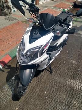 Vendo Excelente Akt Jet5r Modelo 2016