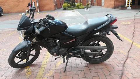 Vendo Honda Invicta CB150