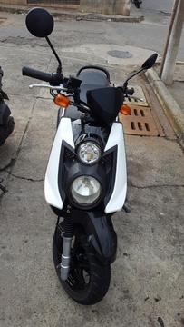 Vendo Moto Yamaha Bws Modelo 2012