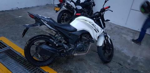 Moto Cr5 180 2016 con Papeles Nuevos