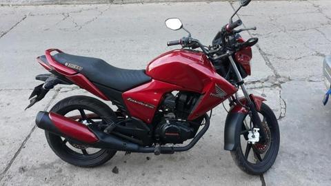 Se Vende Invict 150