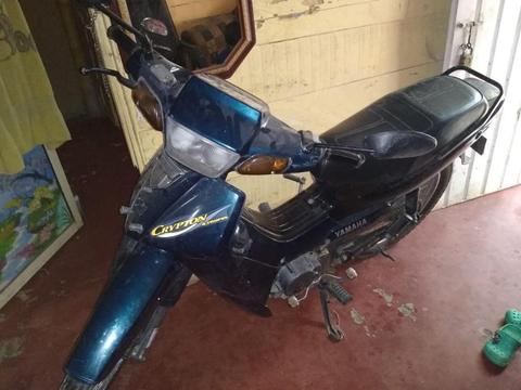 Vendo Moto Yamaha Cripton en 800.000