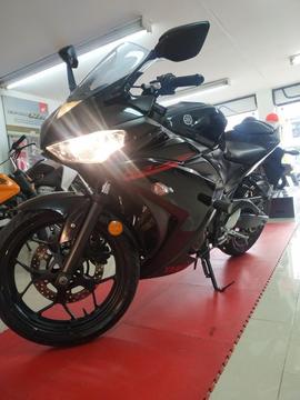 Yamaha R3 2016 Vencambio Ninja 300 Duke
