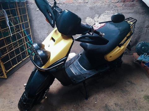 moto Biwis 1 amarilla bonita 1100000