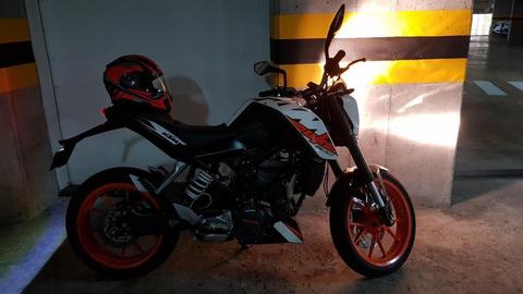 Moto KTM Duke 200