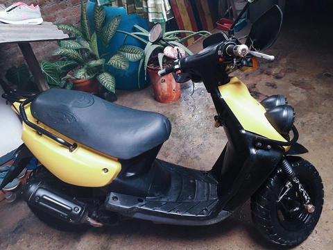 moto Biwis 1 amarilla bonita 1100000