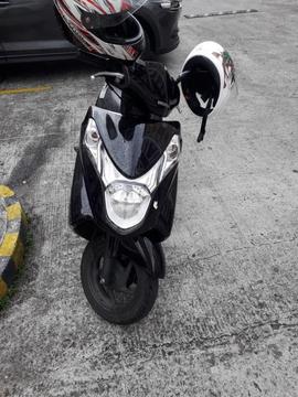 Vendo espectacular moto Honda Elite 125 Mod. 2015 con 18 mil kilometros