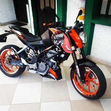 Duke KTM 200