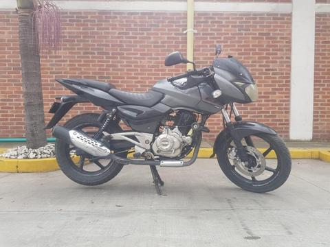 Pulsar 180 2015