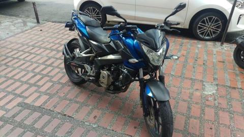 Pulsar NS 200 - 2014