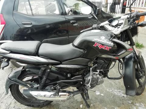 Vendo Pulsar 135