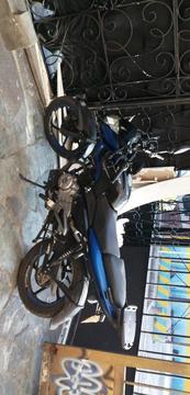 Vendo Pulsar 135ls