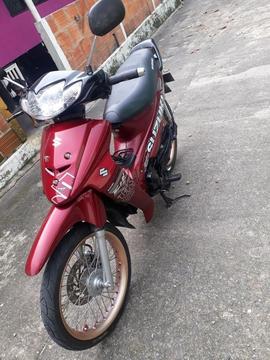 Vendo Hermosa Best 2005 Papeles Al Dia