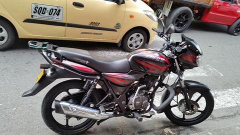 Se vende moto discovery