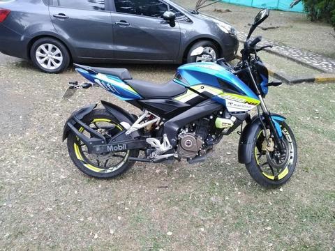 Espectacular Ns200 Edición Especial