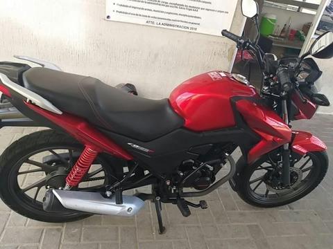 Moto Honda Cv 125. 4. Meses de Uso