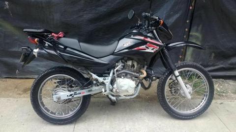 VENDO MOTO HONDA XR 125L MODELO 2013 EN EXCELENTE ESTADO