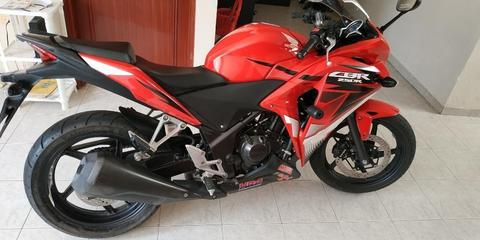 Se Vende Honda Cbr 250 5500kms