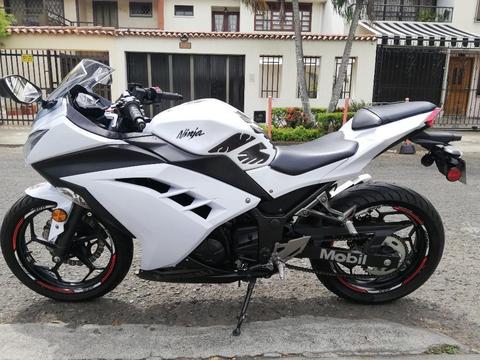 Kawasaki Ninja 300 M/ 2014 12.000.000