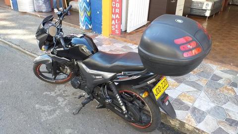 Linda Yamaha Szr 150 2015