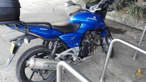 Pulsar 200 Mod 2009