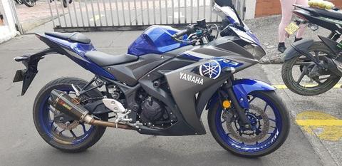 Vendo Yamaha R3