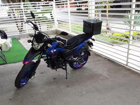 Se Vende Akt Ttx 180