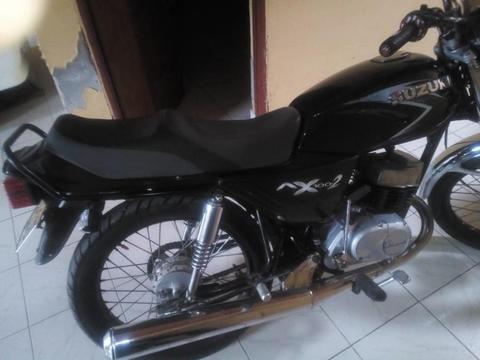 Se vende moto interesados comunicarse al whatsapp 3116365175