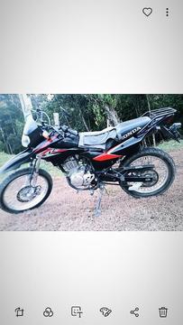 Se Vende Honda Xr 125 --2014 Buen Estado