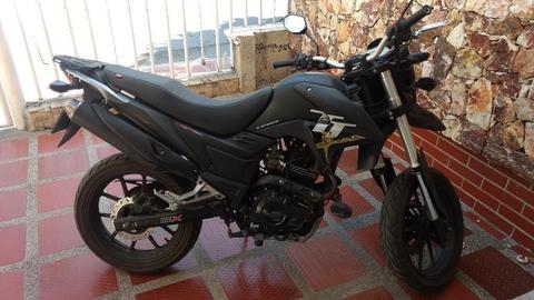 Vendo Moto Tt 180 Akt