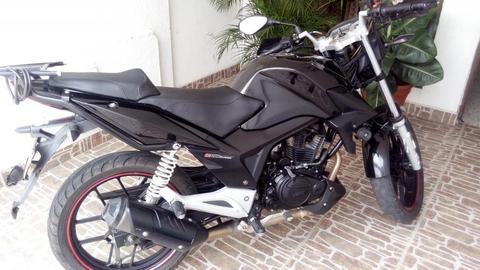 vendo moto AKT RTX 150 modelo 2014