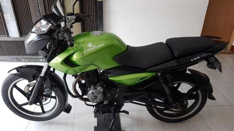 PULSAR 135 2011