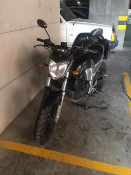 vendo moto FZ