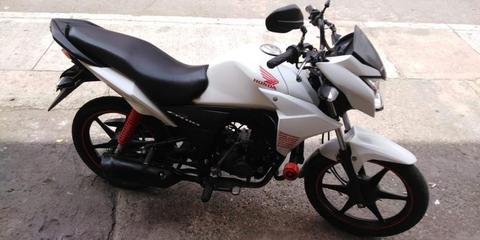 Excelente Honda Cb 110 2014