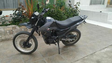 Se Vende Akt Ttr180 2017