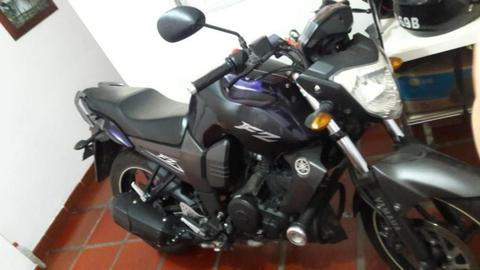 Moto Yamaha FZ 150 modelo 2014
