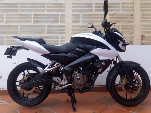 Pulsar Ns 200