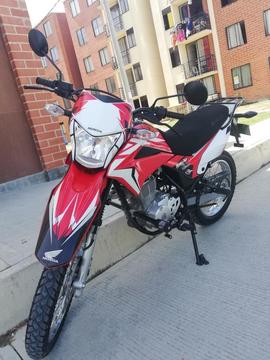 Vendo Moto Honda Xr150l Modeló 2020